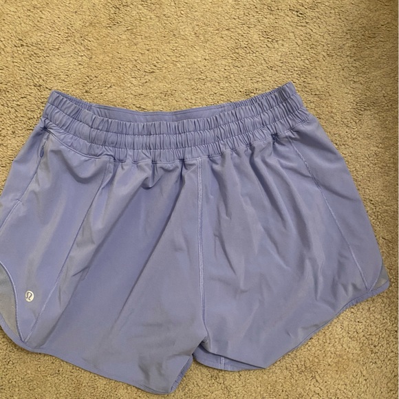 Lululemon Hydrangea Blue Hotty Hot shorts - Picture 2 of 3